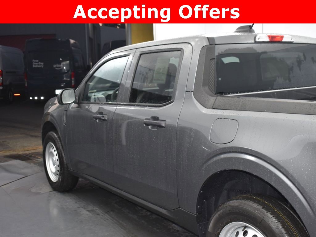 New 2025 Ford Maverick XL image 6