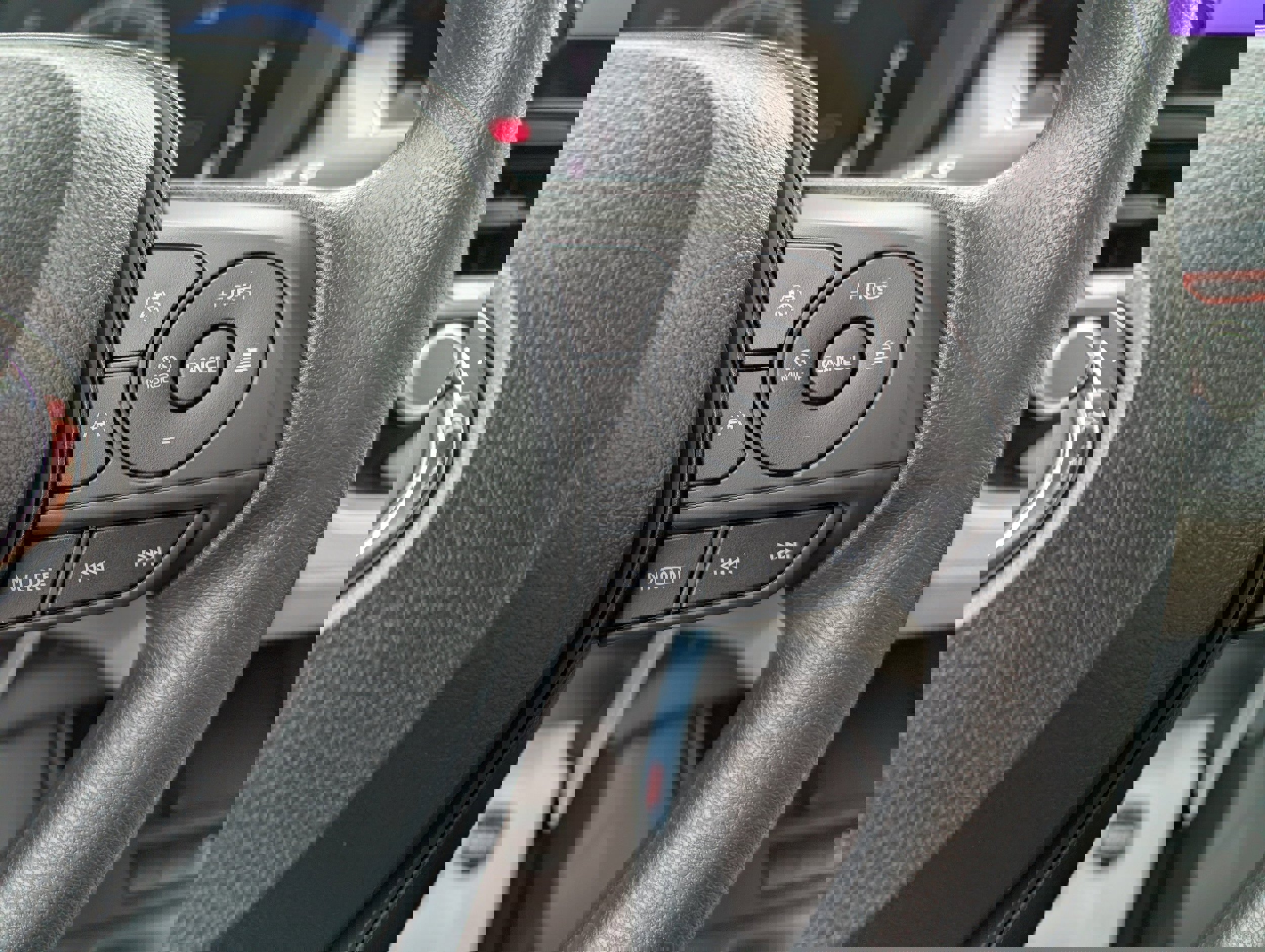 New 2026 Toyota Corolla Cross L image 19