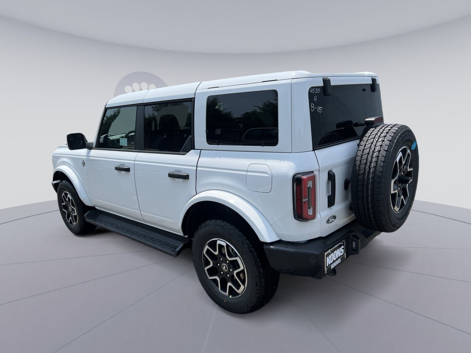New 2026 Ford Bronco Outer Banks AWD/4WD image 8