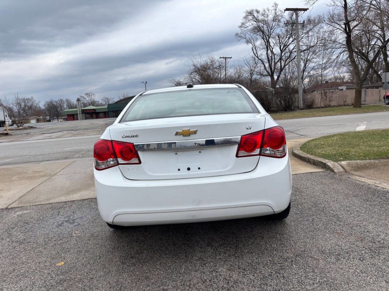 Used 2015 Chevrolet Cruze LT image 18