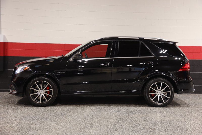Used 2017 Mercedes-Benz GLE 63 AMG 4MATIC image 26