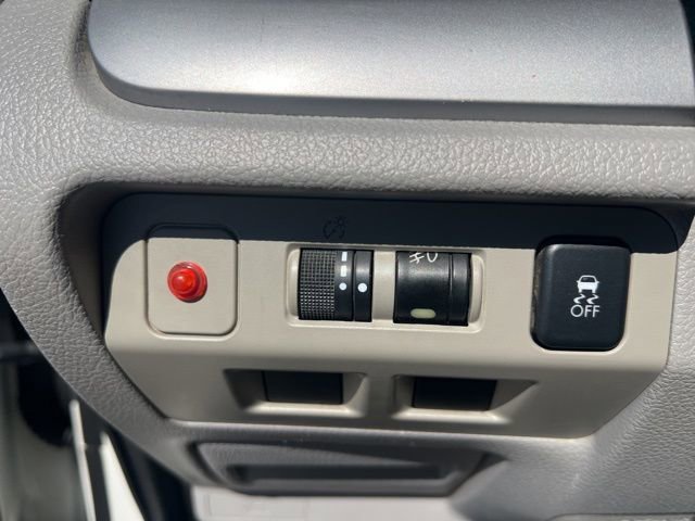 Used 2018 Subaru Forester 2.5i w/ Alloy Wheel Package image 29