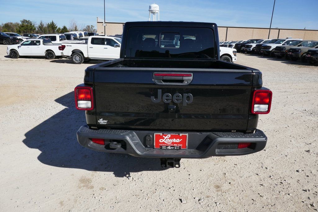 New 2026 Jeep Gladiator Sport image 5