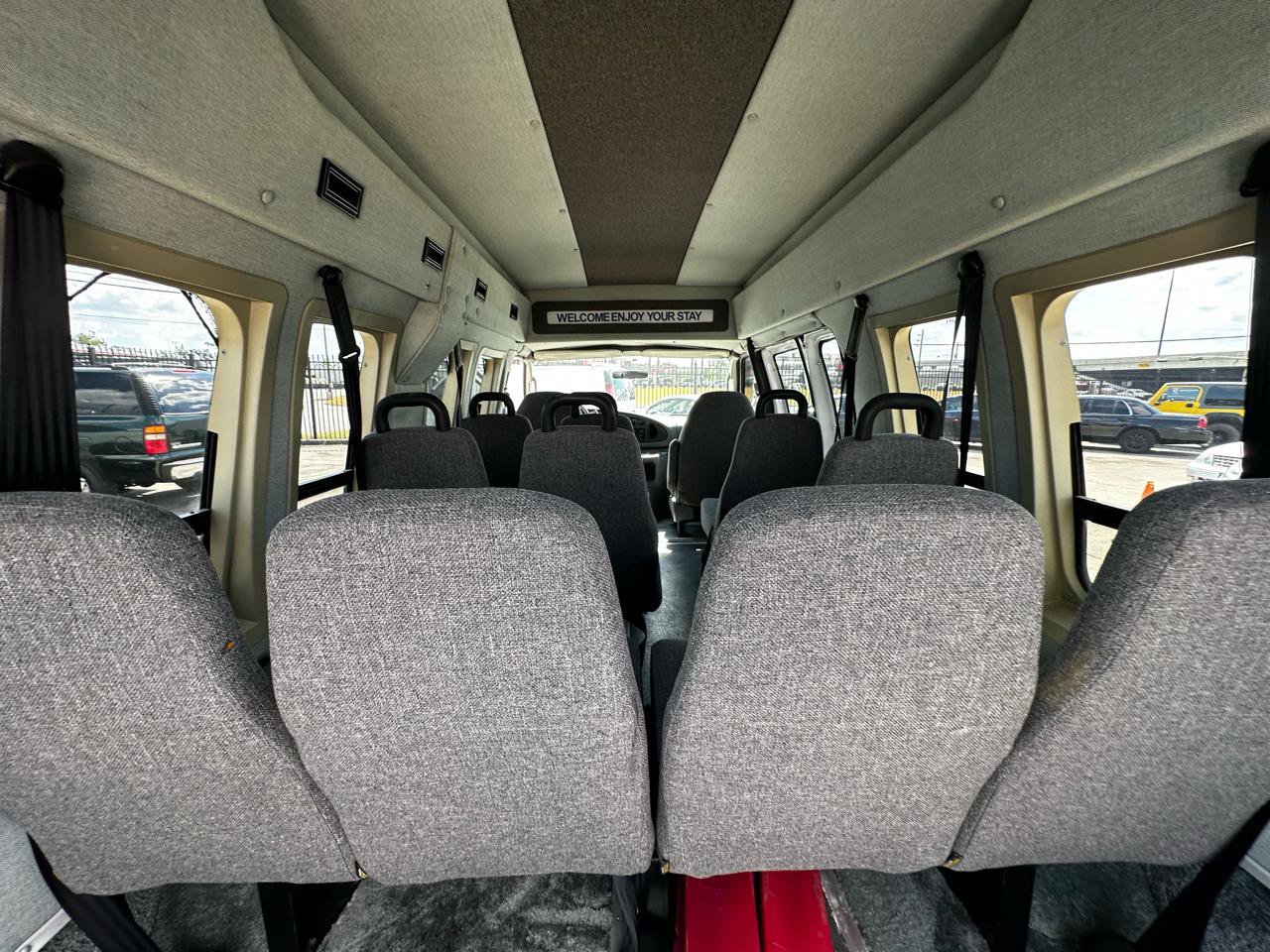 Used 2004 Ford E-250 and Econoline 250 Extended RWD image 49