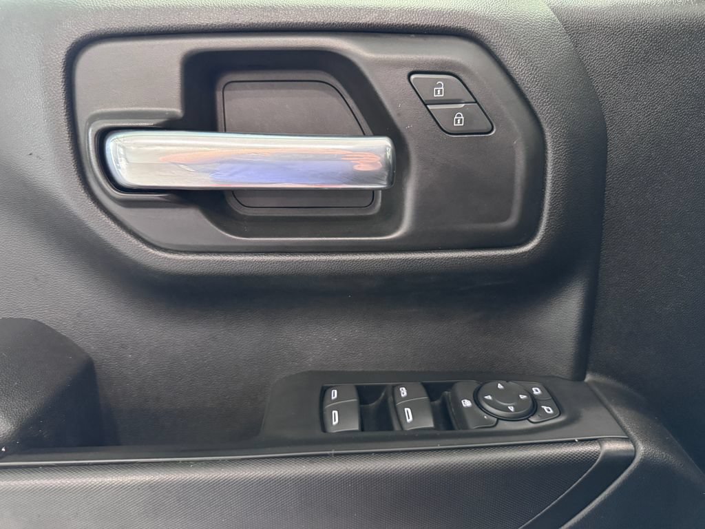 Certified 2023 Chevrolet Silverado 1500 Custom AWD/4WD image 24