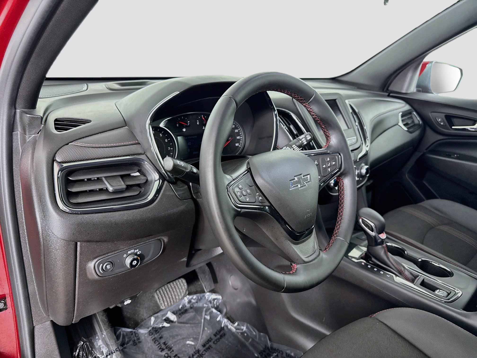 Used 2024 Chevrolet Equinox RS w/ LPO, Cargo Package FWD image 11
