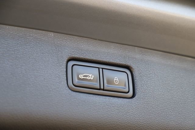 Used 2024 Genesis GV80 2.5T image 9