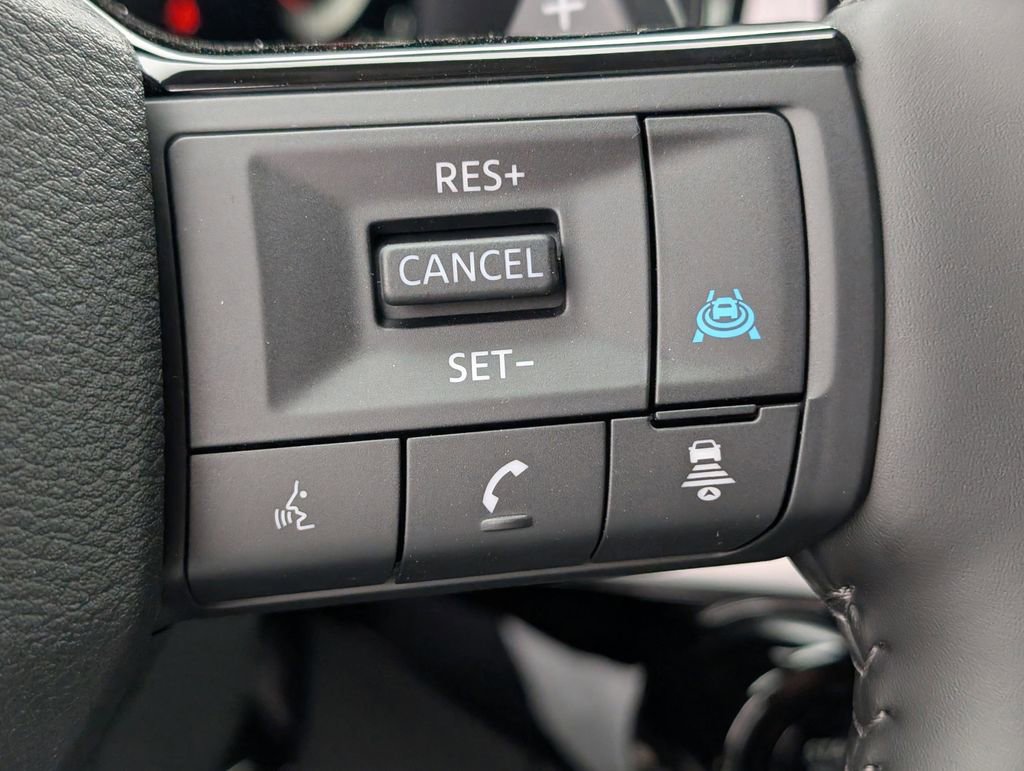 New 2026 Nissan Pathfinder SL FWD image 19