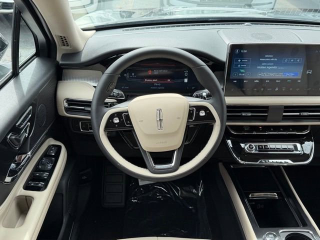 New 2025 Lincoln Corsair FWD image 6