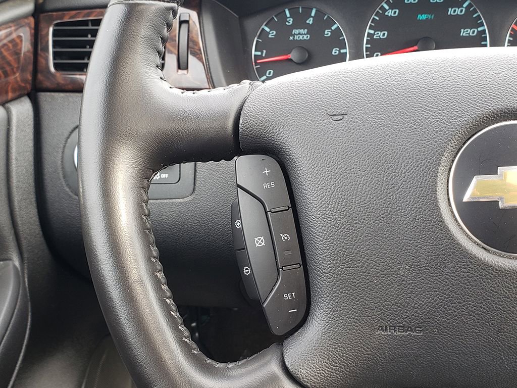 Used 2012 Chevrolet Impala LTZ image 26