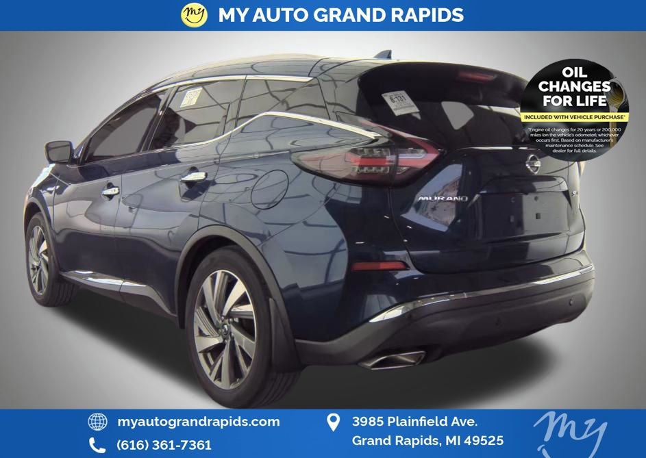 Used 2020 Nissan Murano SL w/ Moonroof Package AWD/4WD image 3