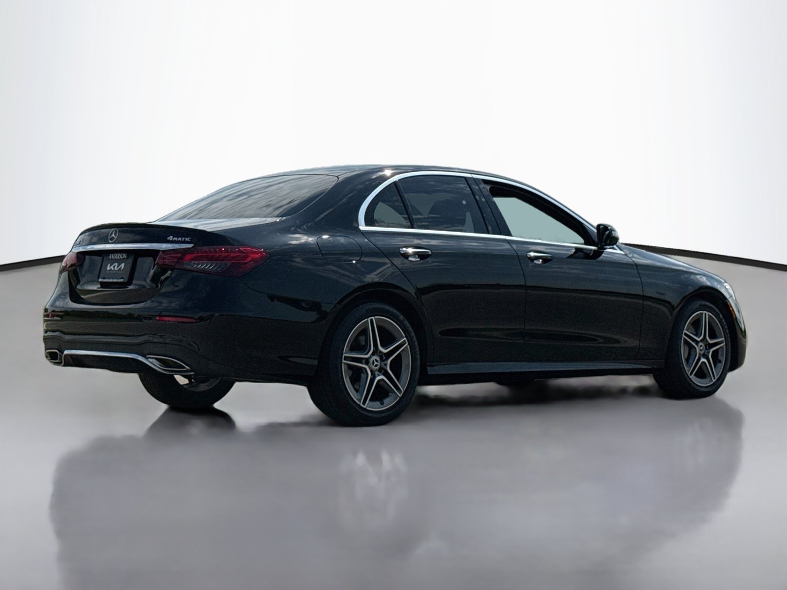 Used 2021 Mercedes-Benz E 350 4MATIC Sedan image 7