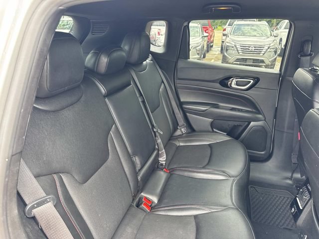 Used 2025 Jeep Compass Trailhawk AWD/4WD image 14