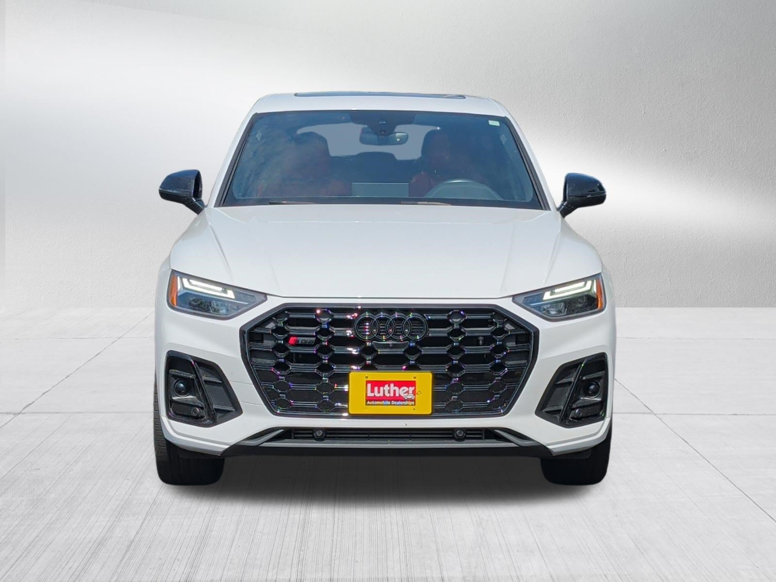 Used 2024 Audi SQ5 Premium Plus w/ Premium Plus Package AWD/4WD image 2