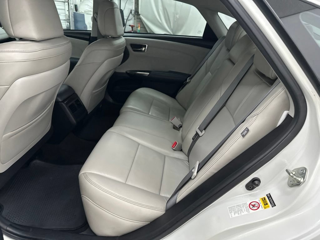 Used 2013 Toyota Avalon XLE FWD image 20