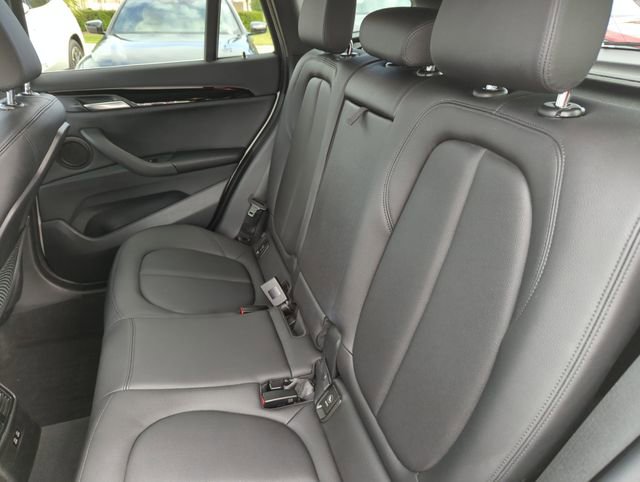 Used 2019 BMW X1 xDrive28i image 12