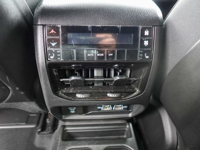 Used 2025 Jeep Grand Cherokee L Limited AWD/4WD image 26