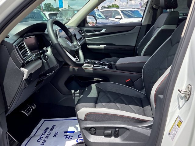 New 2026 Volkswagen Atlas Peak Edition AWD/4WD image 5