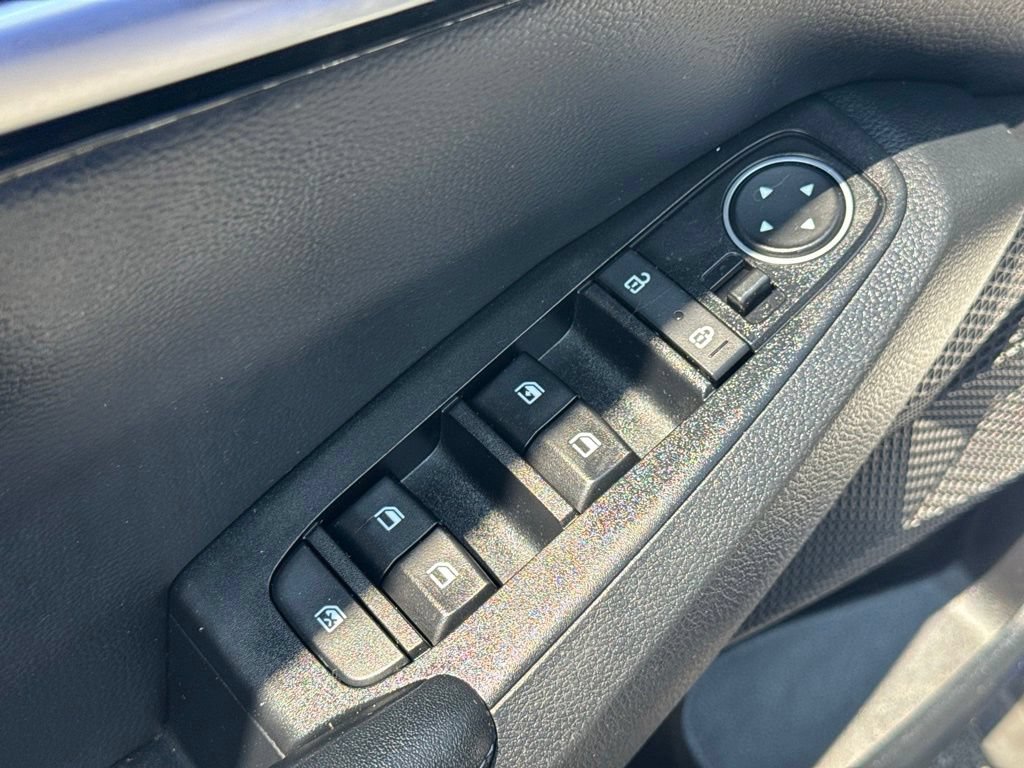 Used 2021 Kia Seltos S AWD/4WD image 39