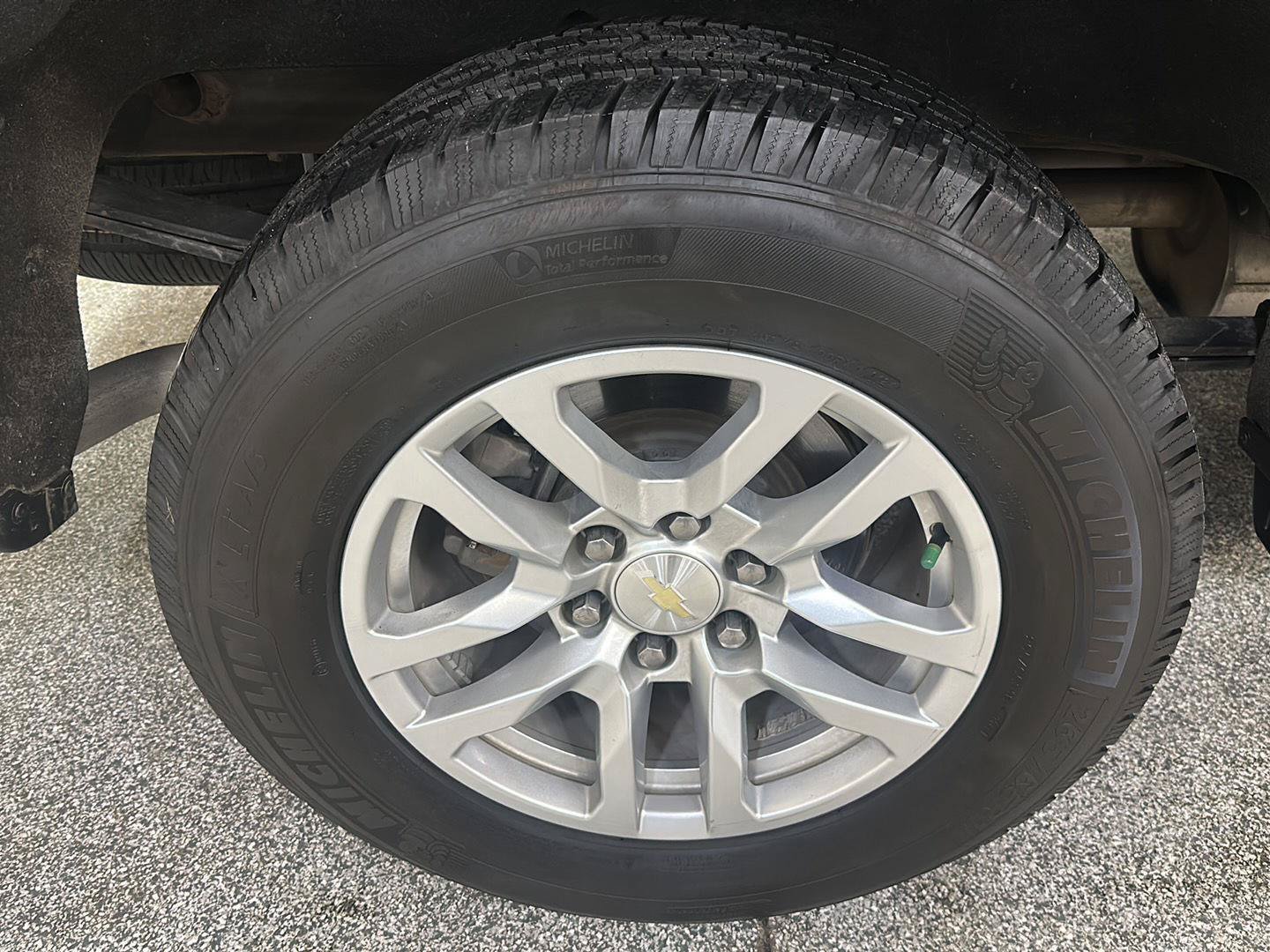 Used 2020 Chevrolet Silverado 1500 LT w/ All-Star Edition AWD/4WD image 10