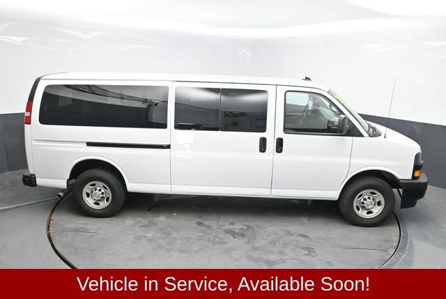 Used 2024 Chevrolet Express 3500 LS RWD image 32