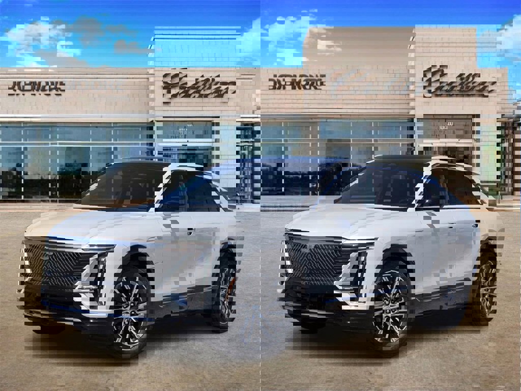 New 2025 Cadillac Lyriq Luxury