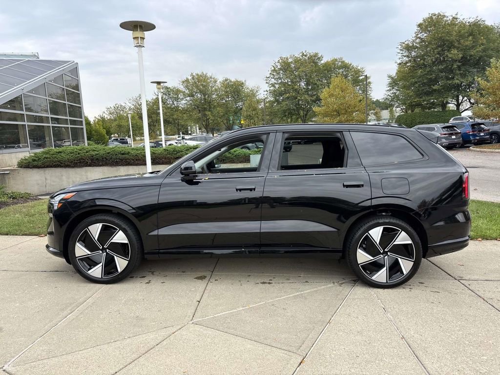 New 2025 Volvo EX90 Ultra w/ Protection Package Premier image 4