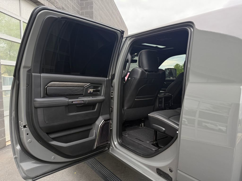 Used 2026 RAM 3500 Limited image 30
