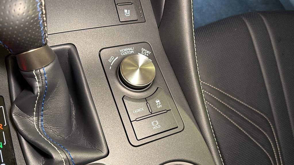 Used 2023 Lexus RC F F w/ Carbon Package image 34