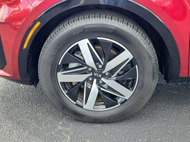 Used 2021 Kia Sorento S image 32