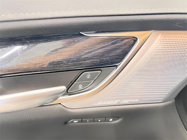 Certified 2023 Cadillac XT5 Premium Luxury image 19