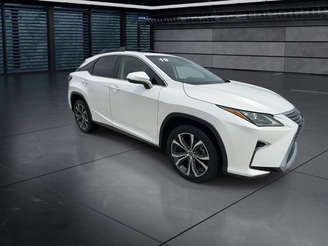 Used 2019 Lexus RX 350 FWD w/ Navigation Package image 2