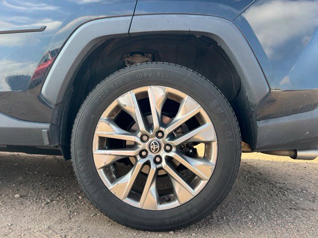 Used 2021 Toyota RAV4 Limited AWD/4WD image 12