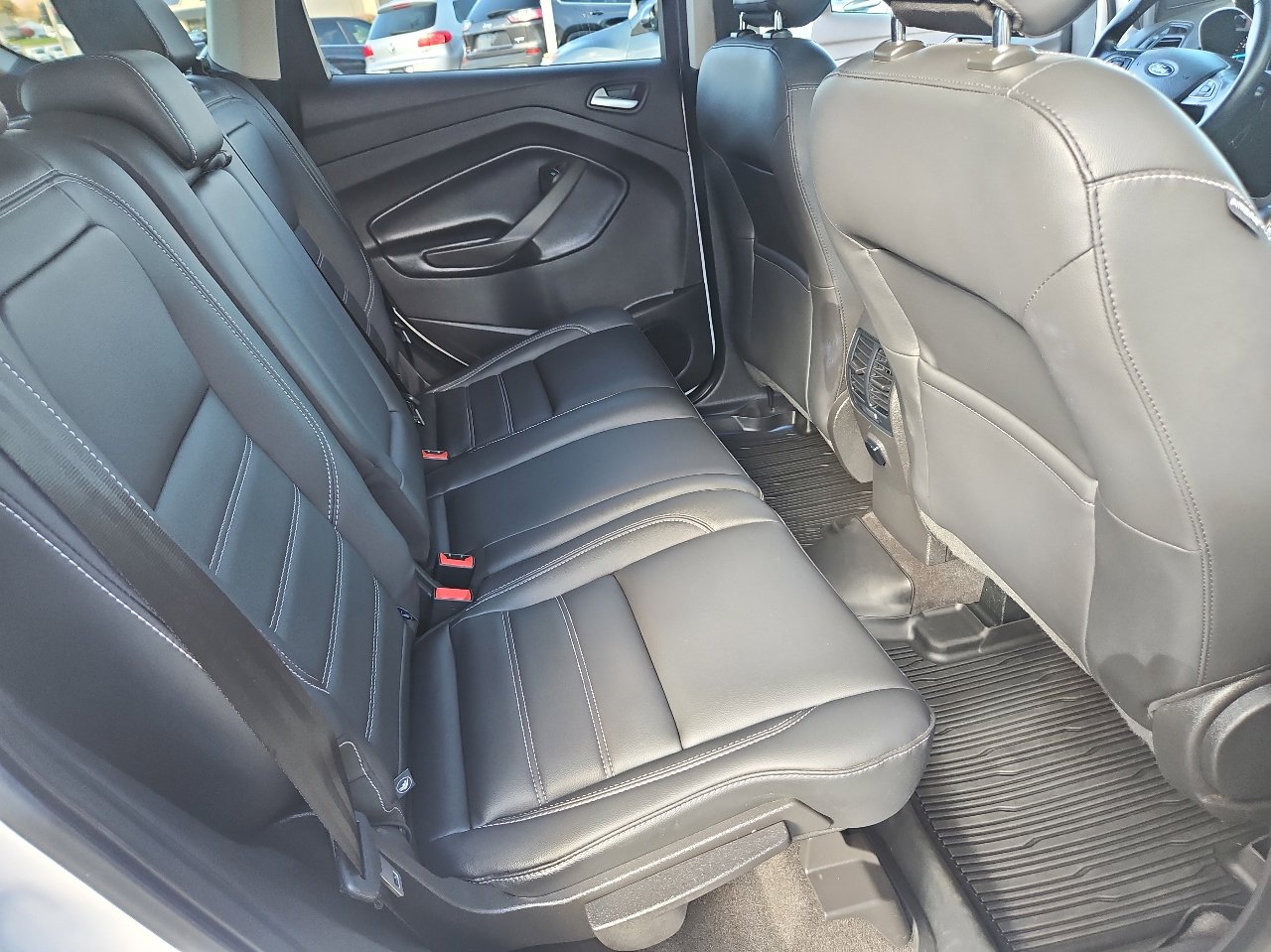 Used 2019 Ford Escape SEL image 19