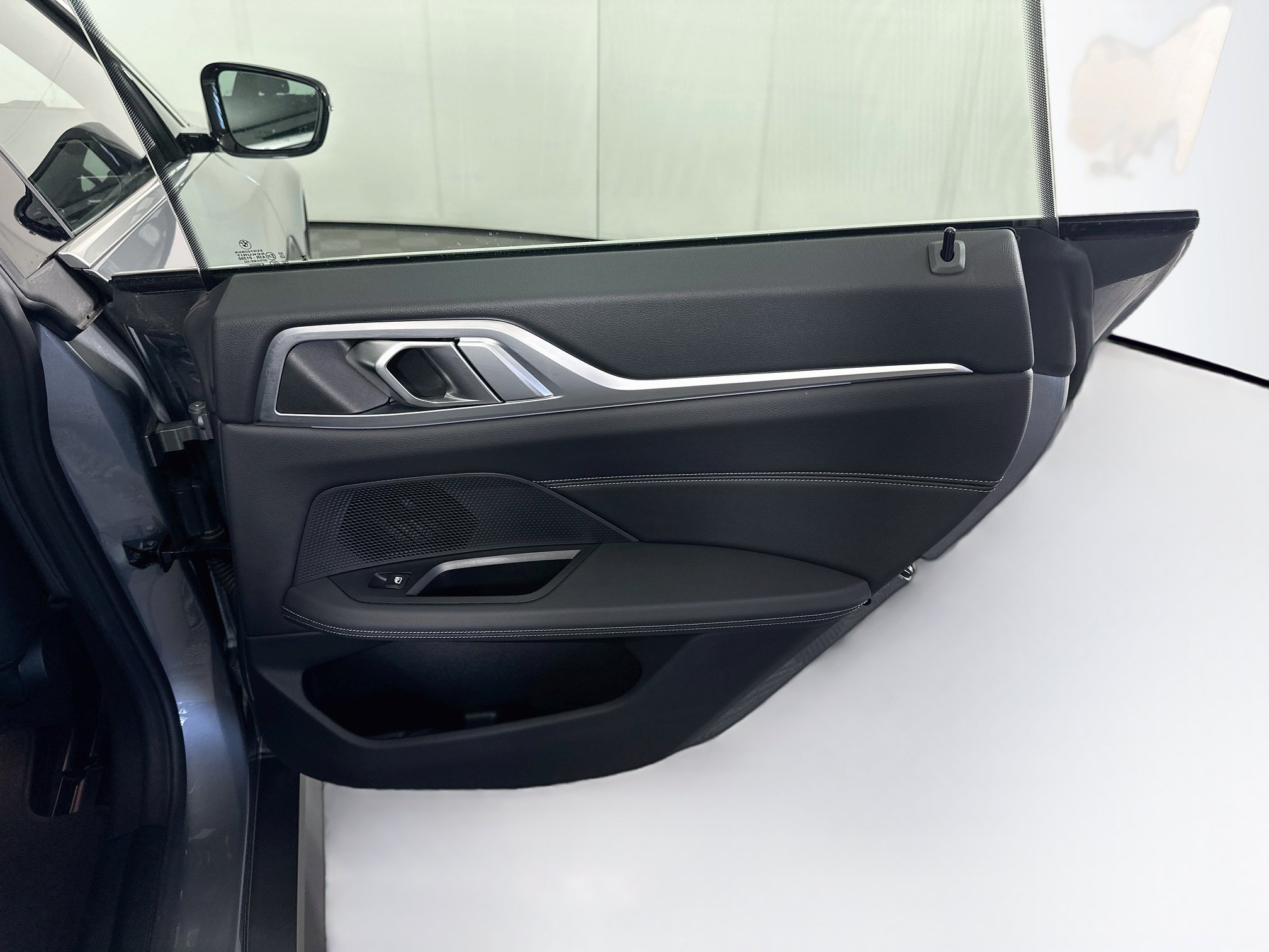 Used 2024 BMW i4 eDrive40 w/ Premium Package RWD image 33
