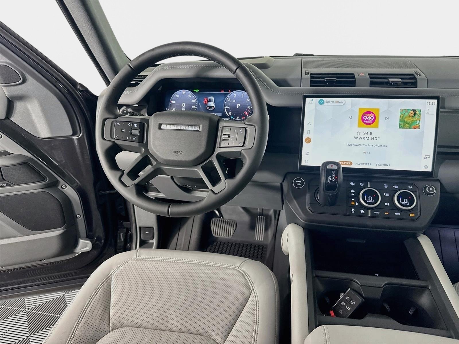 New 2026 Land Rover Defender 110 X-Dynamic SE AWD/4WD image 25