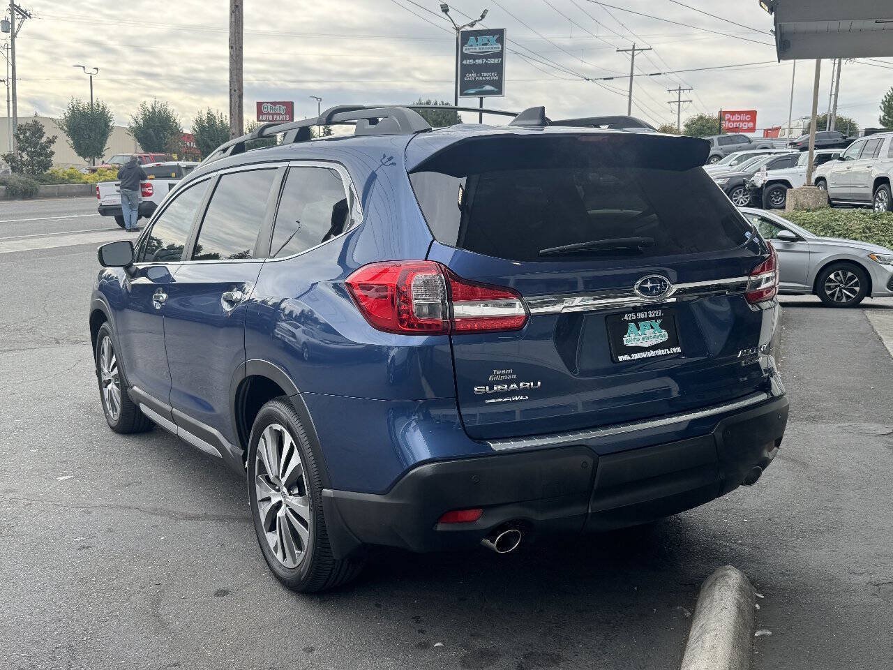 Used 2022 Subaru Ascent Touring AWD/4WD image 4
