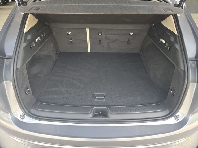 Certified 2022 Buick Envision Avenir w/ Technology Package II image 27