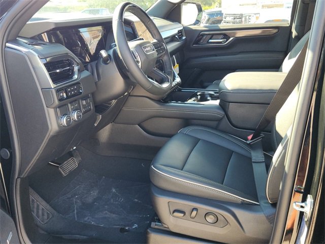 New 2026 GMC Yukon XL Elevation w/ Elevation Premium Package image 5