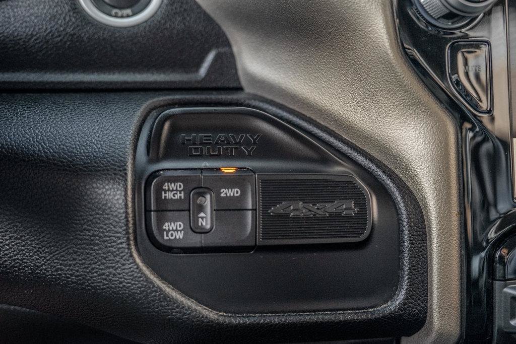 Used 2024 RAM 2500 Laramie AWD/4WD image 28