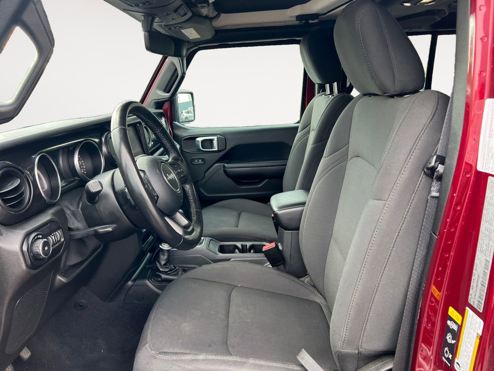 Used 2021 Jeep Wrangler Unlimited Sport AWD/4WD image 9