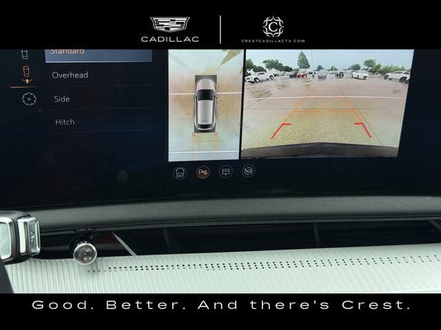 Used 2025 Cadillac Optiq Sport 1 w/ LPO, ONYX Package AWD/4WD image 21