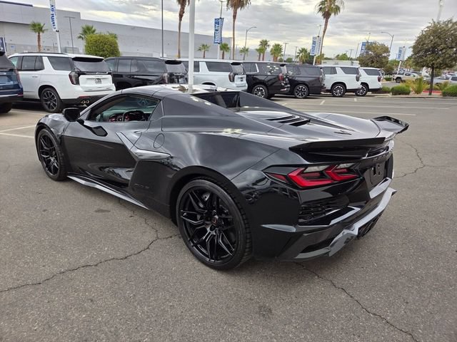 Certified 2024 Chevrolet Corvette Z06 w/ Stealth Interior Trim Package RWD image 5
