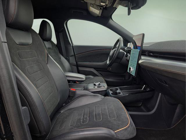 Used 2022 Ford Mustang Mach-E GT AWD/4WD image 13
