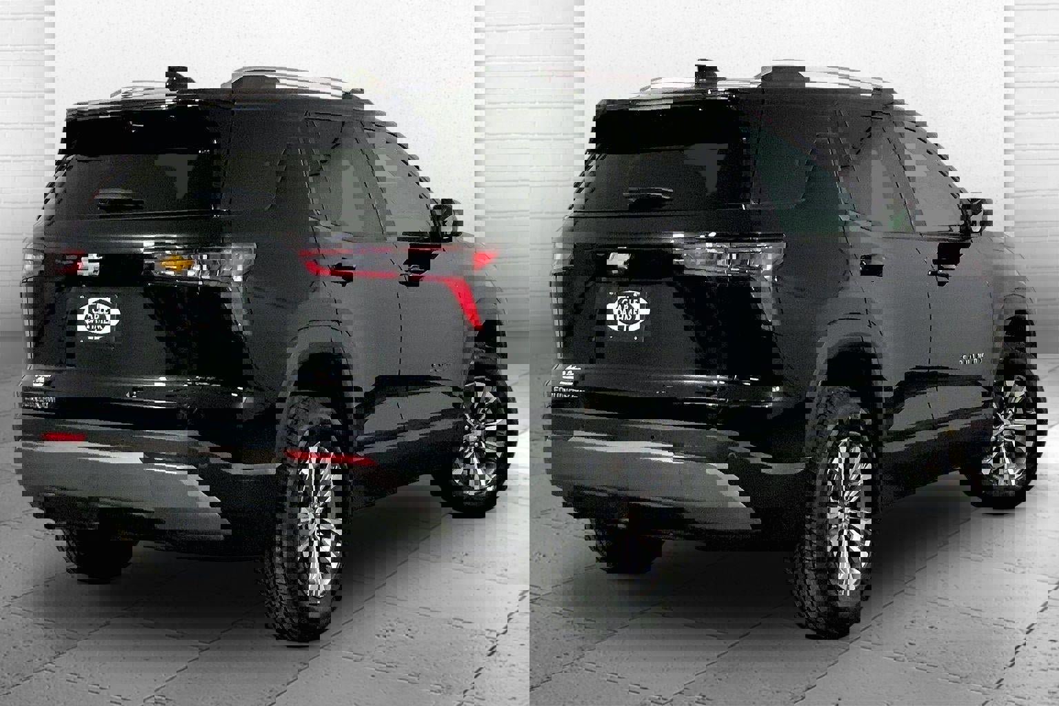 Used 2025 Chevrolet Equinox LT w/ Convenience Package II image 13