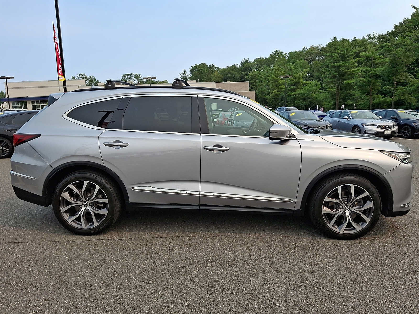 Certified 2024 Acura MDX SH-AWD w/ Technology Package image 7