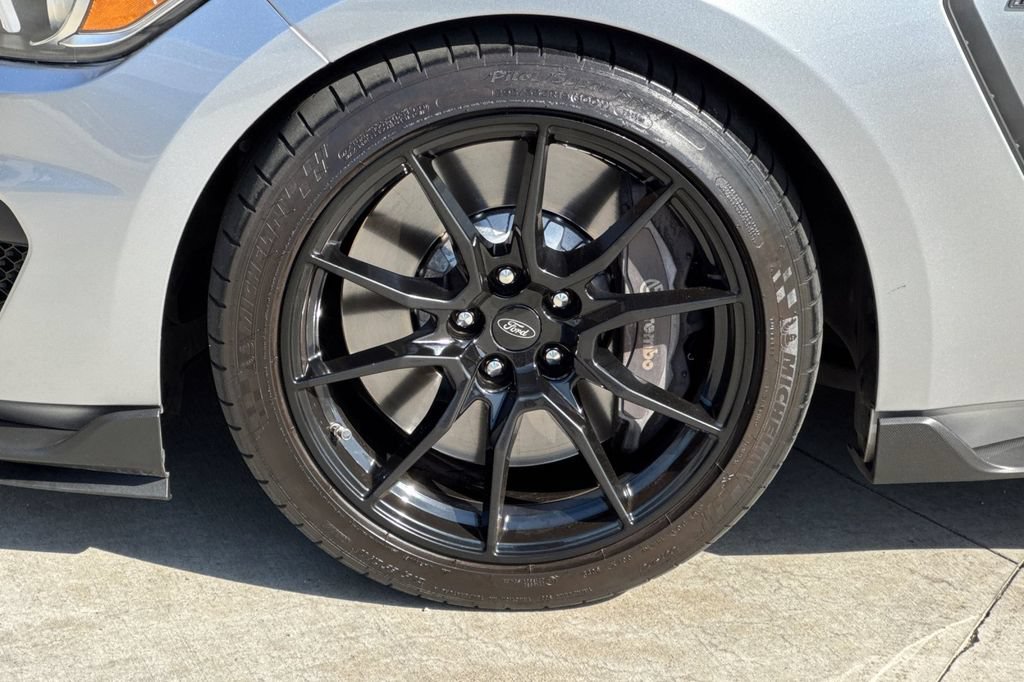 Used 2020 Ford Mustang Shelby GT350 w/ Technology Package RWD image 32