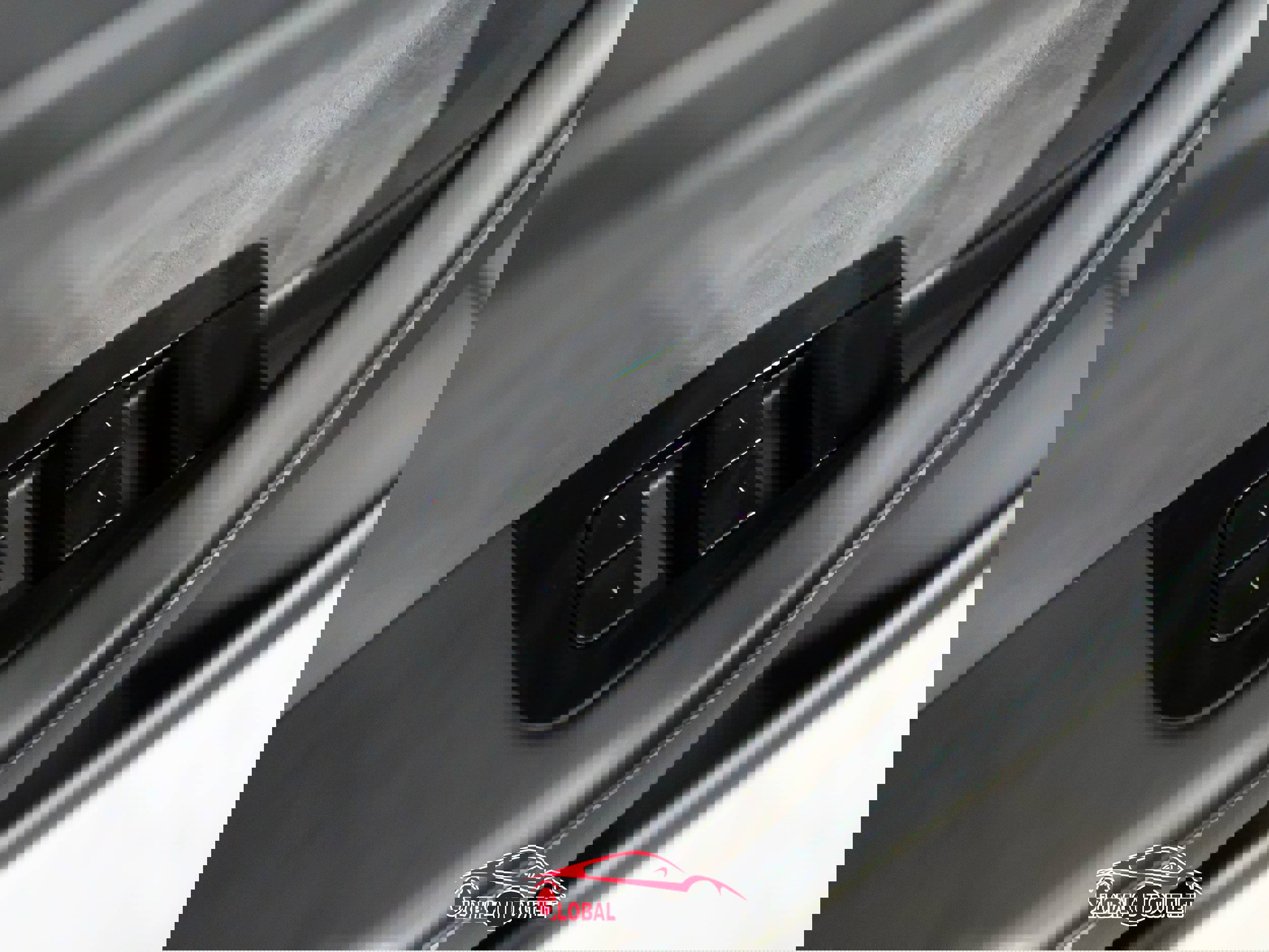 Used 2020 Tesla Model 3 Standard Range Plus image 34