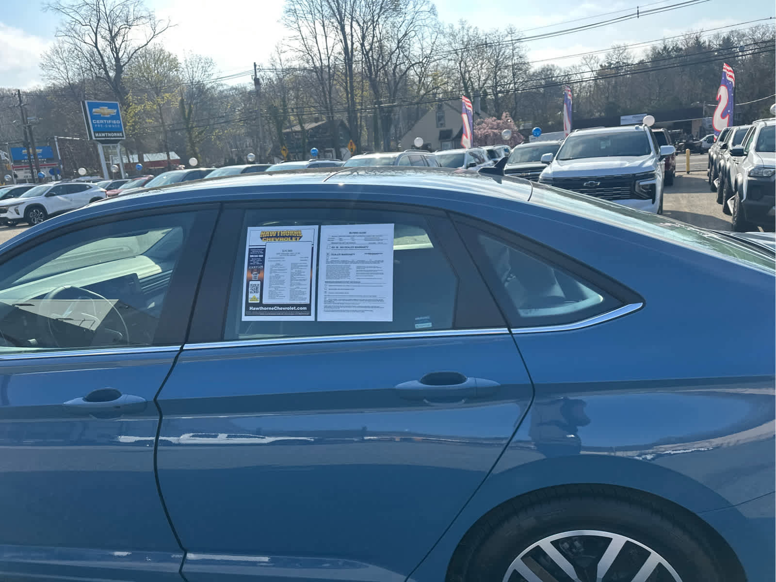 Used 2025 Volkswagen Jetta SE w/ Sunroof Package image 9