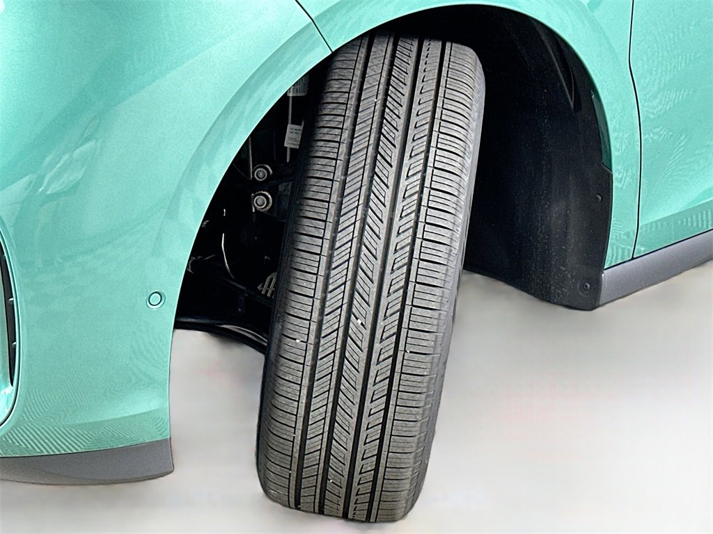 New 2025 Volkswagen ID. Buzz Pro S Plus image 25